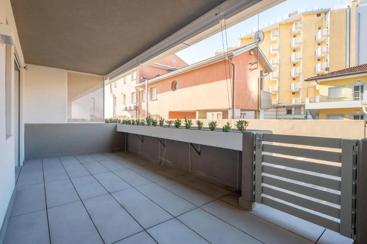 Immobiliare Jvl - Tahitimare Daire Lido di Jesolo İtalya