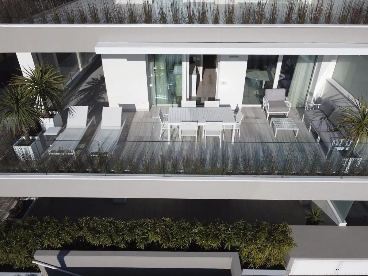 Immobiliare Jvl - Tahitimare Daire Lido di Jesolo 0*,  İtalya
