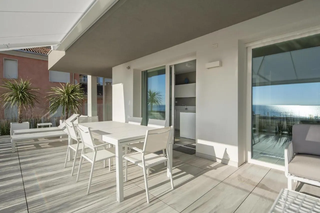 Immobiliare Jvl - Tahitimare Daire Lido di Jesolo 0*,