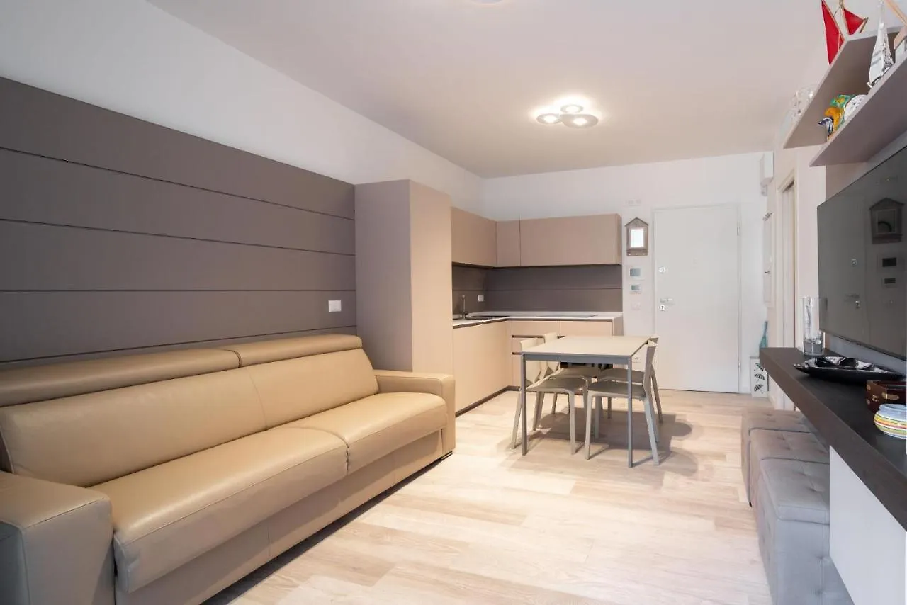 Immobiliare Jvl - Tahitimare Daire Lido di Jesolo İtalya